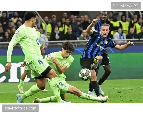 科莫10轮仅失6球，失球数全意甲第二少