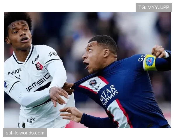 消息:为提升转播信号质量,法甲要求所有俱乐部在2026年夏季前完成场馆光纤网络铺设 消息:为提升转播信号质量,法甲要求所有俱乐部在2026年夏季前完成场馆光纤网络铺设